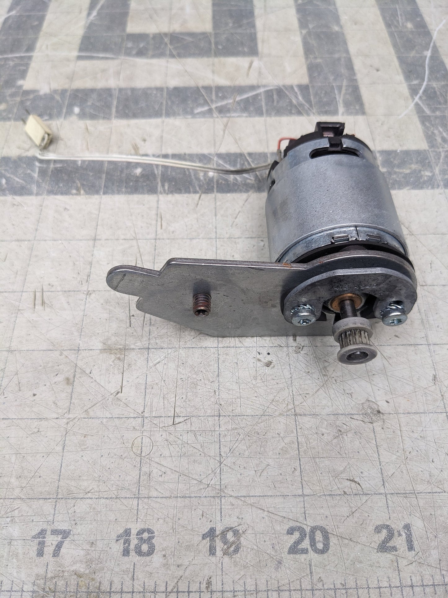 Drive Motor for Husqvarna Viking and Pfaff Sewing Machines Part #412901201