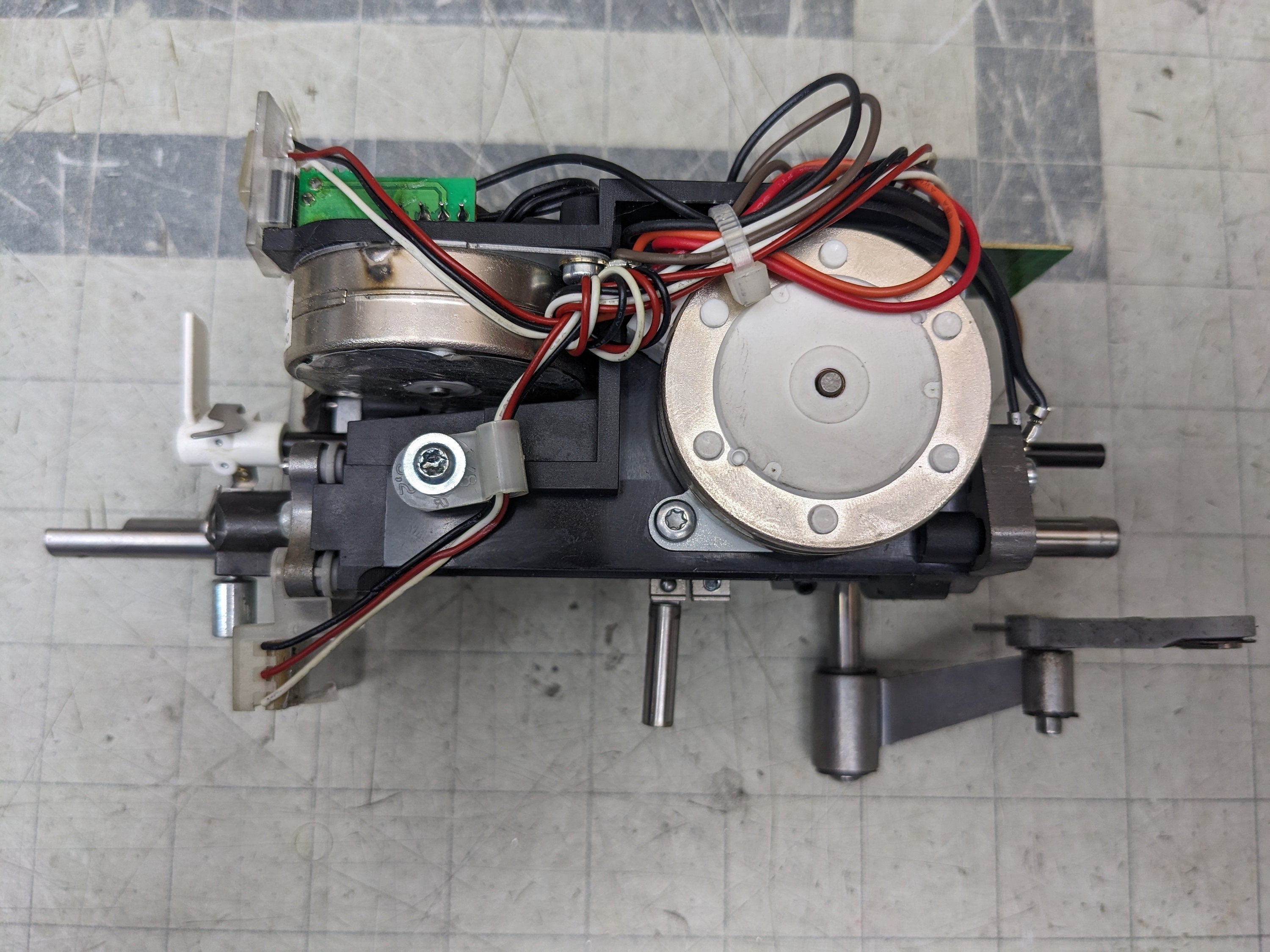 Husqvarna Viking Designer SE Sewing Machine Service - Parts Manual Parts for husqvarna viking sewing machine